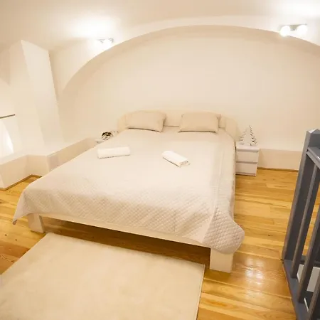 Parliament Exclusive Gallery Apartment Budapest