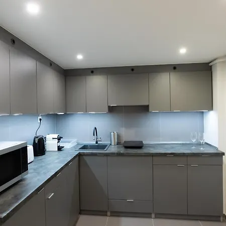 Parliament Exclusive Gallery Appartement
