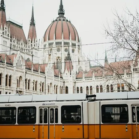 Parliament Exclusive Gallery *