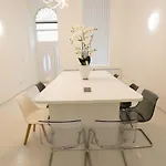 Parliament Exclusive Gallery Apartamento *