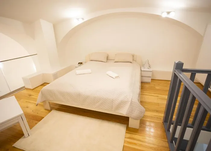 Parliament Exclusive Gallery Apartment Budapest