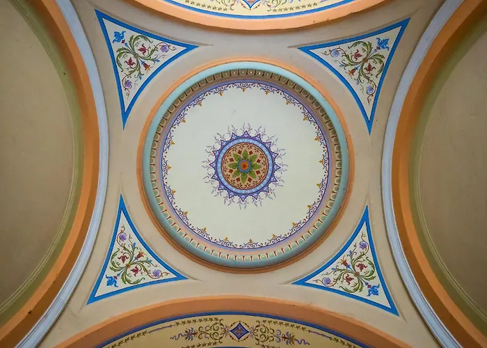 Parliament Exclusive Gallery * Budapest